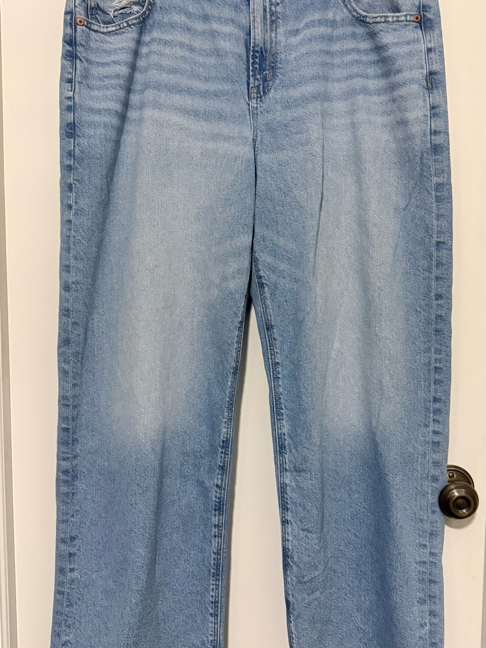 AE High-Waisted Stovepipe Jean